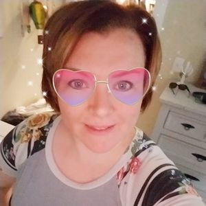 Meet your Posher, Sharmaine